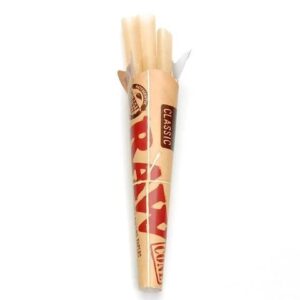 RAW Classic Pre-Rolled Cone 1¼ 6 Cones/Pack 